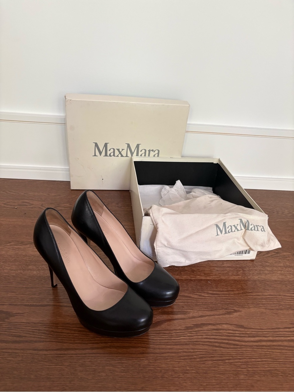 Max Mara black stilettos